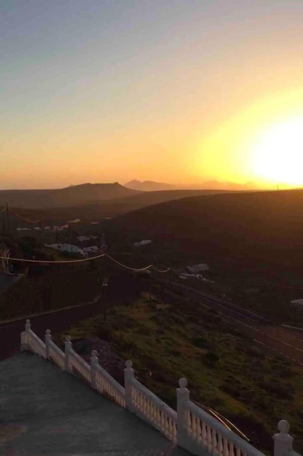 Las Nieves Suites Teguise  Esterno foto